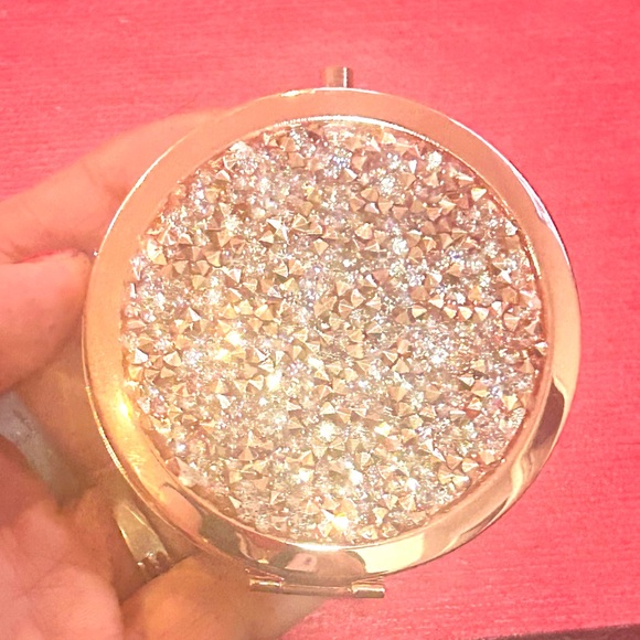 Rhinestones Makeup Mirror for Rose Gold Tone Metal Glass New - Picture 2 of 6